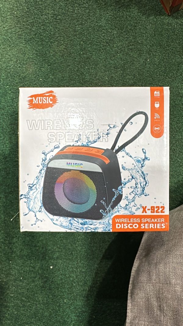 Portable Rechargeable Mini Bluetooth Speaker Small Led Lights Portable Wireless Bluetooth Speaker For Outdoor Camping (random Color)